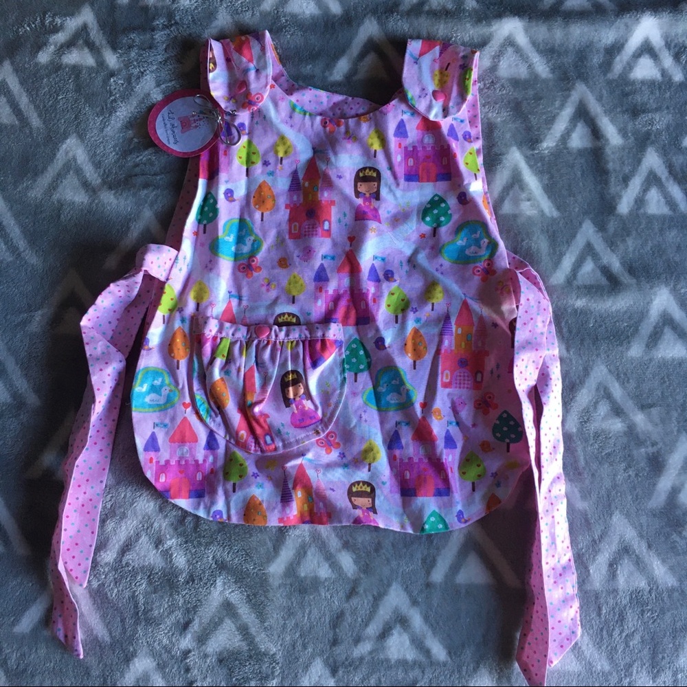 NWT Handmade Reversible Apron
